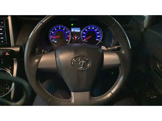 TOYOTA WISH 2015