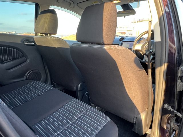 MAZDA DEMIO 4WD 2010