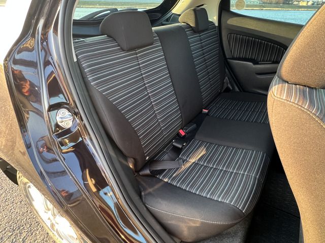 MAZDA DEMIO 4WD 2010