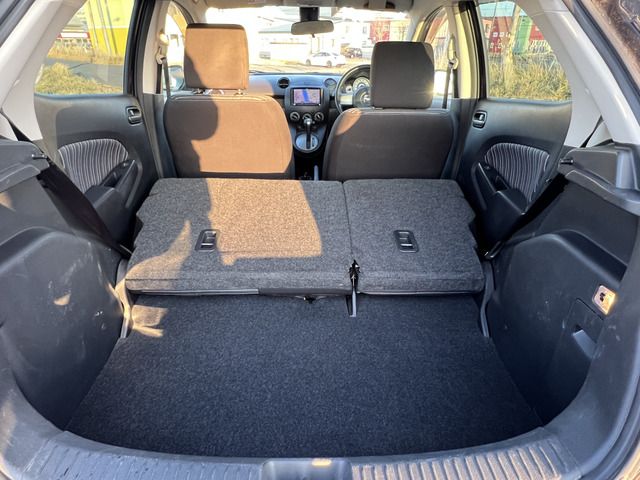 MAZDA DEMIO 4WD 2010