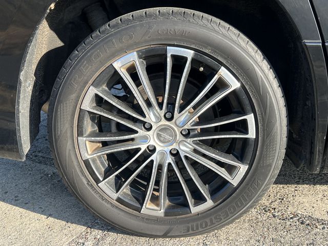 TOYOTA ALPHARD 4WD 2011