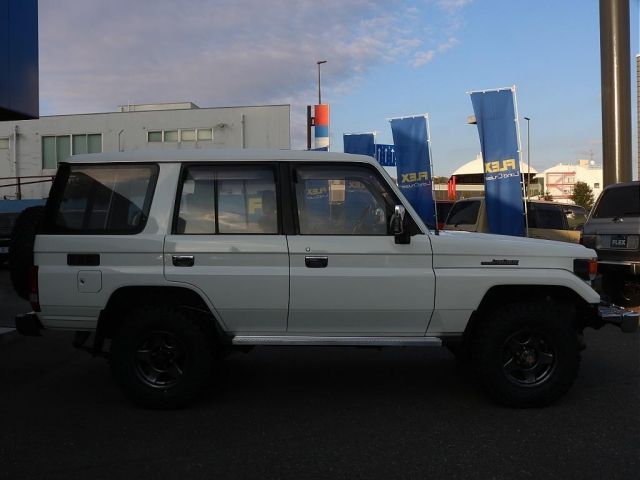 TOYOTA LANDCRUISER van 1997