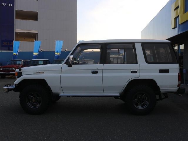 TOYOTA LANDCRUISER van 1997