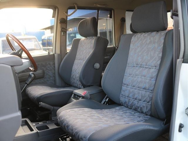 TOYOTA LANDCRUISER van 1997