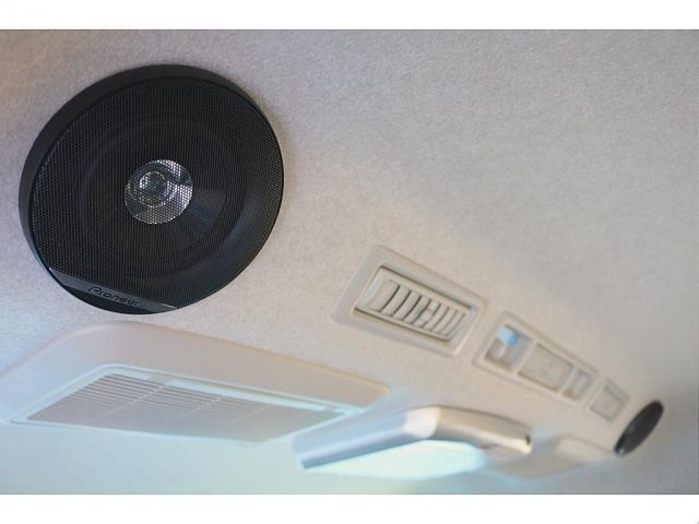 TOYOTA HIACE wagon 2019