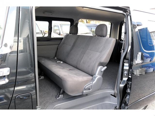 TOYOTA HIACE van 4WD 2021