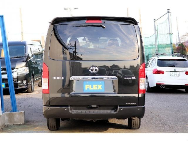 TOYOTA HIACE van 4WD 2021