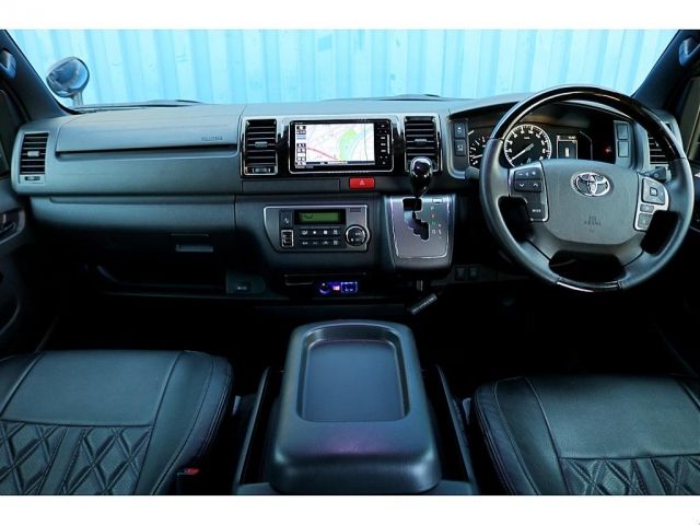 TOYOTA HIACE van 2WD 2021