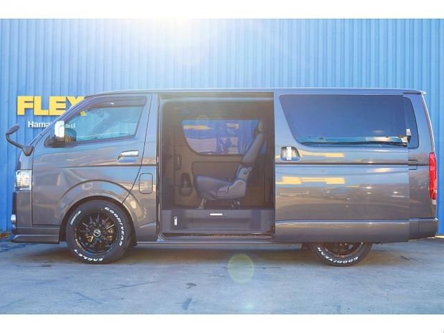 TOYOTA HIACE van 2WD 2021