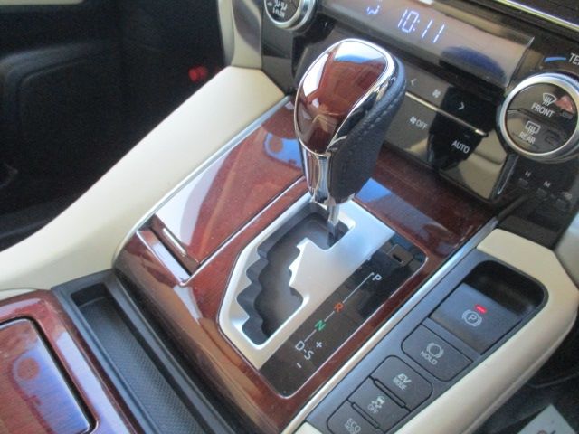 TOYOTA ALPHARD hybrid 4WD 2015