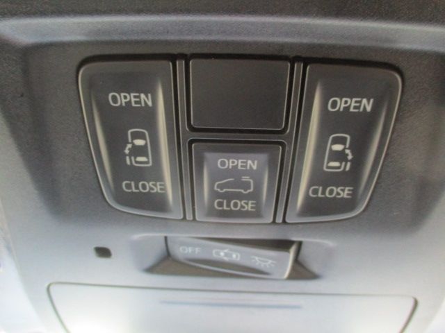 TOYOTA ALPHARD hybrid 4WD 2015