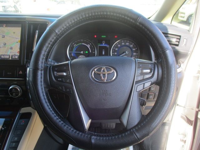 TOYOTA ALPHARD hybrid 4WD 2015