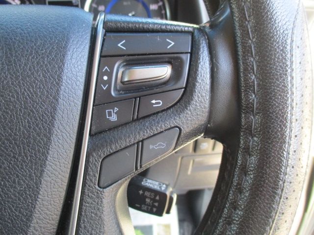 TOYOTA ALPHARD hybrid 4WD 2015