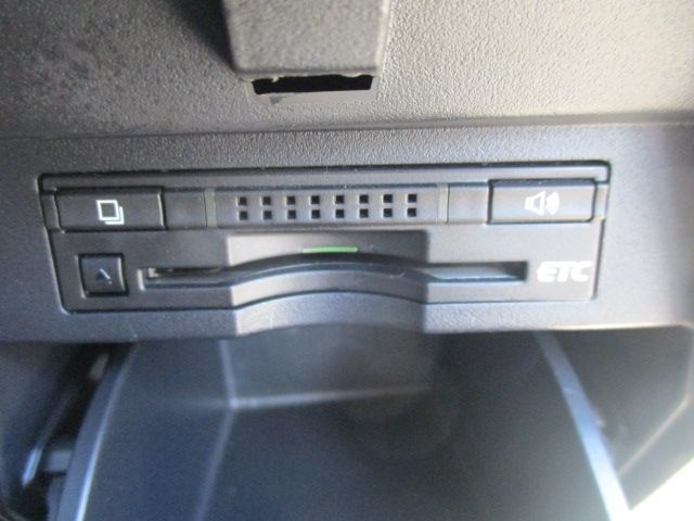 TOYOTA ALPHARD hybrid 4WD 2015