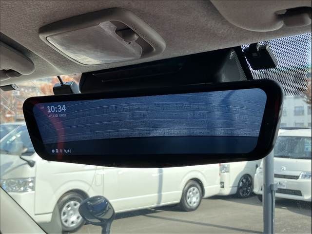 TOYOTA HIACE van 2WD 2021