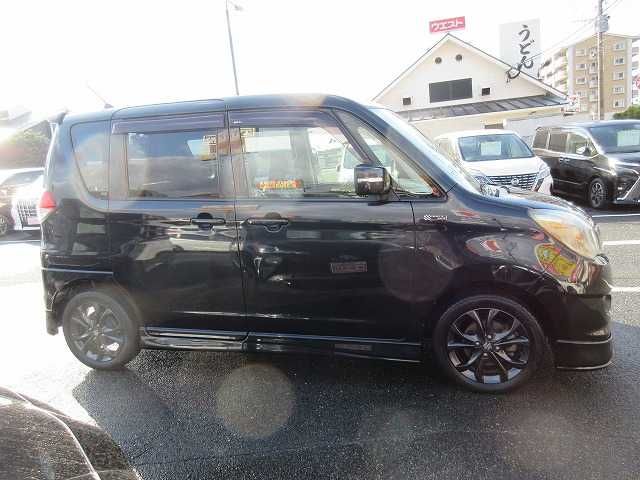 SUZUKI SOLIO 2013