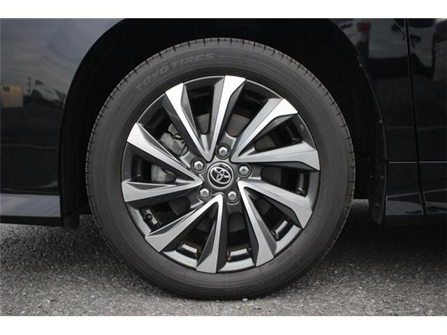 TOYOTA VOXY HYBRID 2023