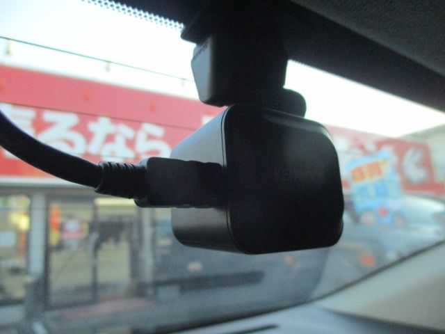 MAZDA AXELA HYBRID 2014