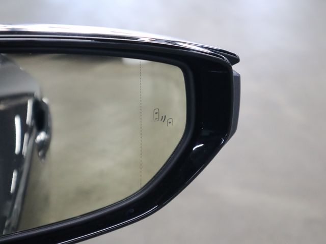 TOYOTA LEXUS IS300h 2021