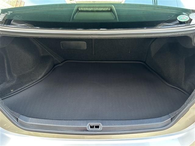 TOYOTA LEXUS HS250h 2016