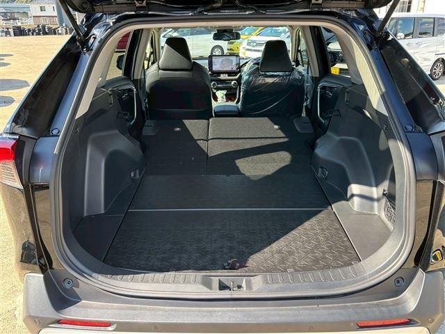 TOYOTA RAV4 4WD 2023