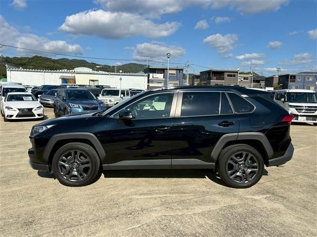TOYOTA RAV4 4WD 2023