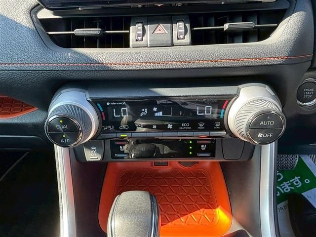 TOYOTA RAV4 4WD 2023