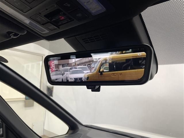 TOYOTA NOAH HYBRID 4WD 2023