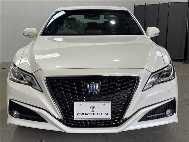 TOYOTA CROWN sedan hybrid 4WD 2021