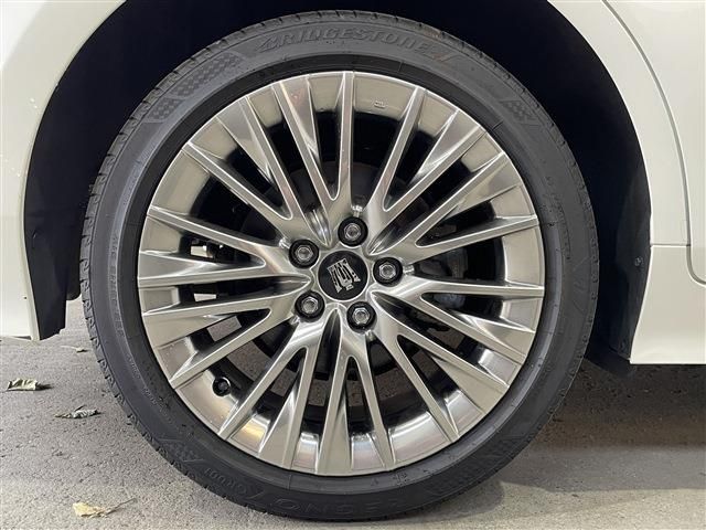 TOYOTA CROWN sedan hybrid 4WD 2021