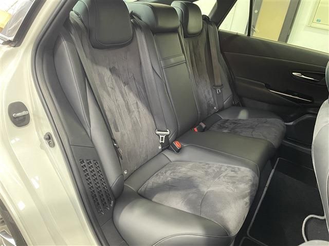 TOYOTA CROWN sedan hybrid 4WD 2021