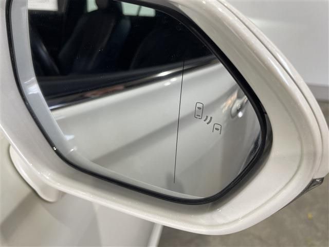 TOYOTA CROWN sedan hybrid 4WD 2021