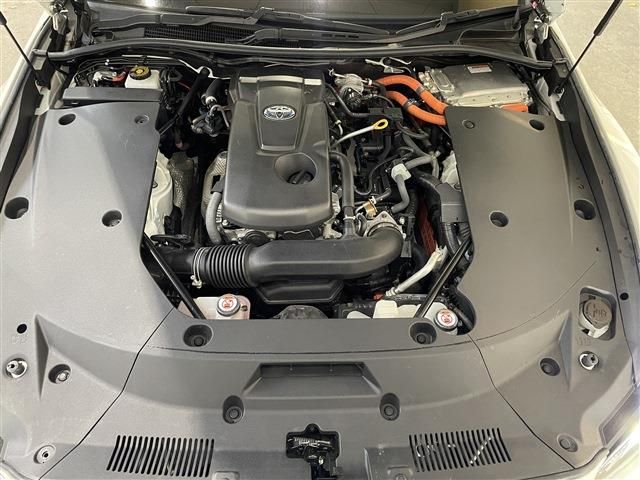 TOYOTA CROWN sedan hybrid 4WD 2021