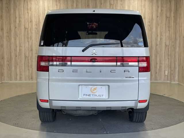 MITSUBISHI DELICA D:5 4WD 2012