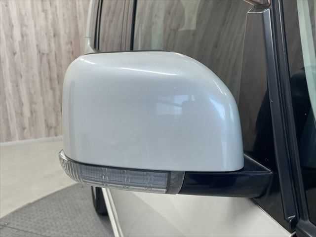 MITSUBISHI DELICA D:5 4WD 2012