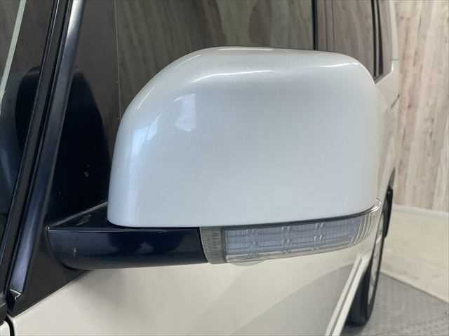 MITSUBISHI DELICA D:5 4WD 2012