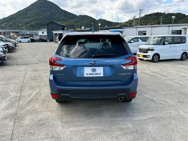 SUBARU FORESTER 2018