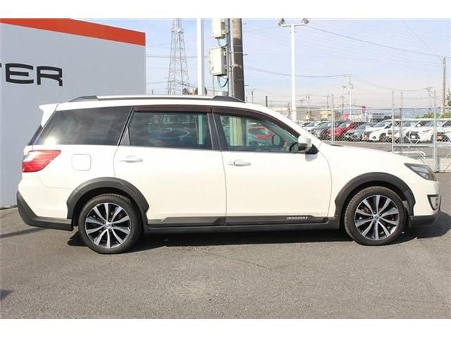 SUBARU EXIGA CROSSOVER 7 2015