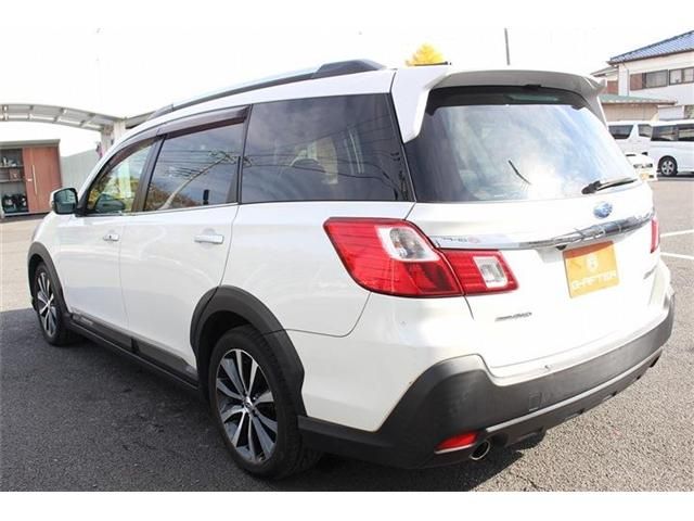 SUBARU EXIGA CROSSOVER 7 2015