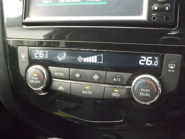 NISSAN X-TRAIL 4WD 2014