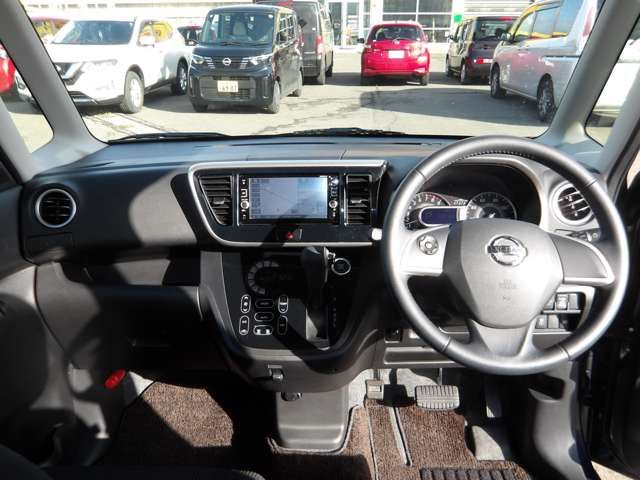 NISSAN DAYZ ROOX 4WD 2017