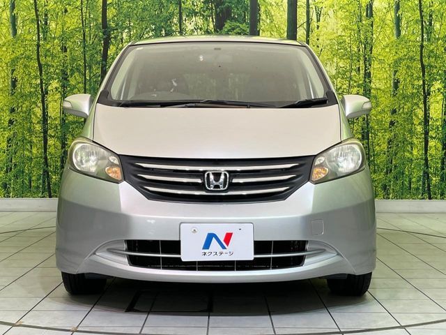 HONDA FREED 2010