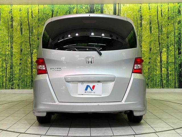 HONDA FREED 2010