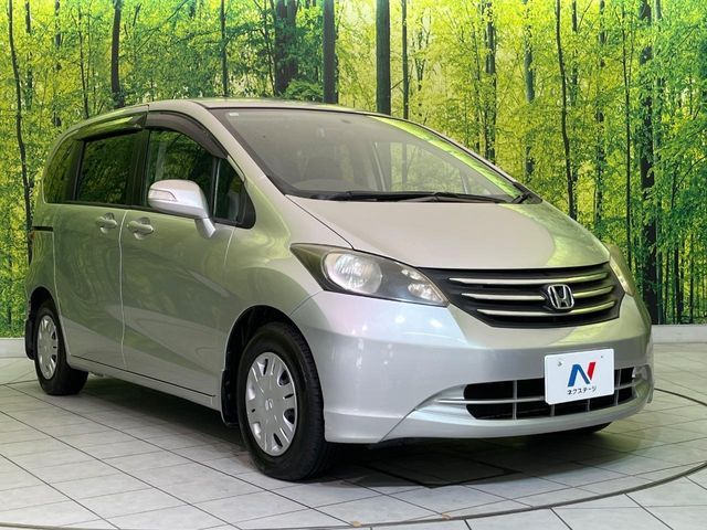 HONDA FREED 2010
