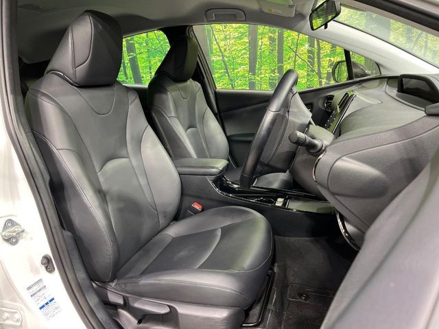 TOYOTA PRIUS 4WD 2022