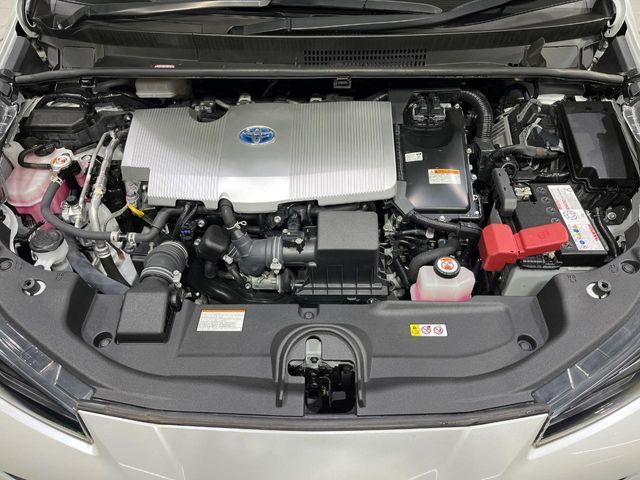 TOYOTA PRIUS 4WD 2022