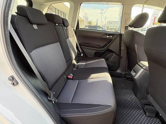 SUBARU FORESTER 2018