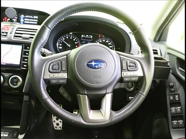 SUBARU FORESTER 2016