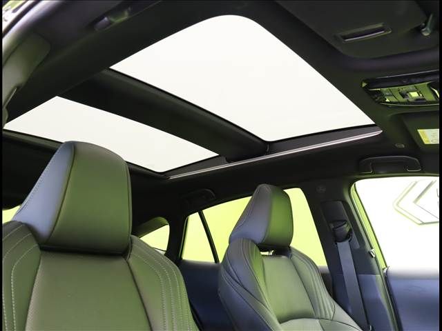 TOYOTA HARRIER 2WD 2024