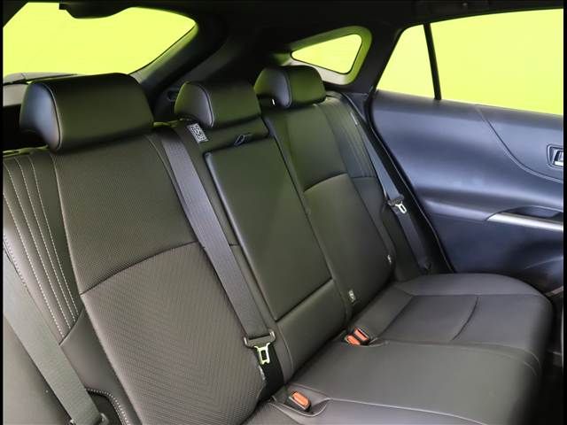 TOYOTA HARRIER 2WD 2024